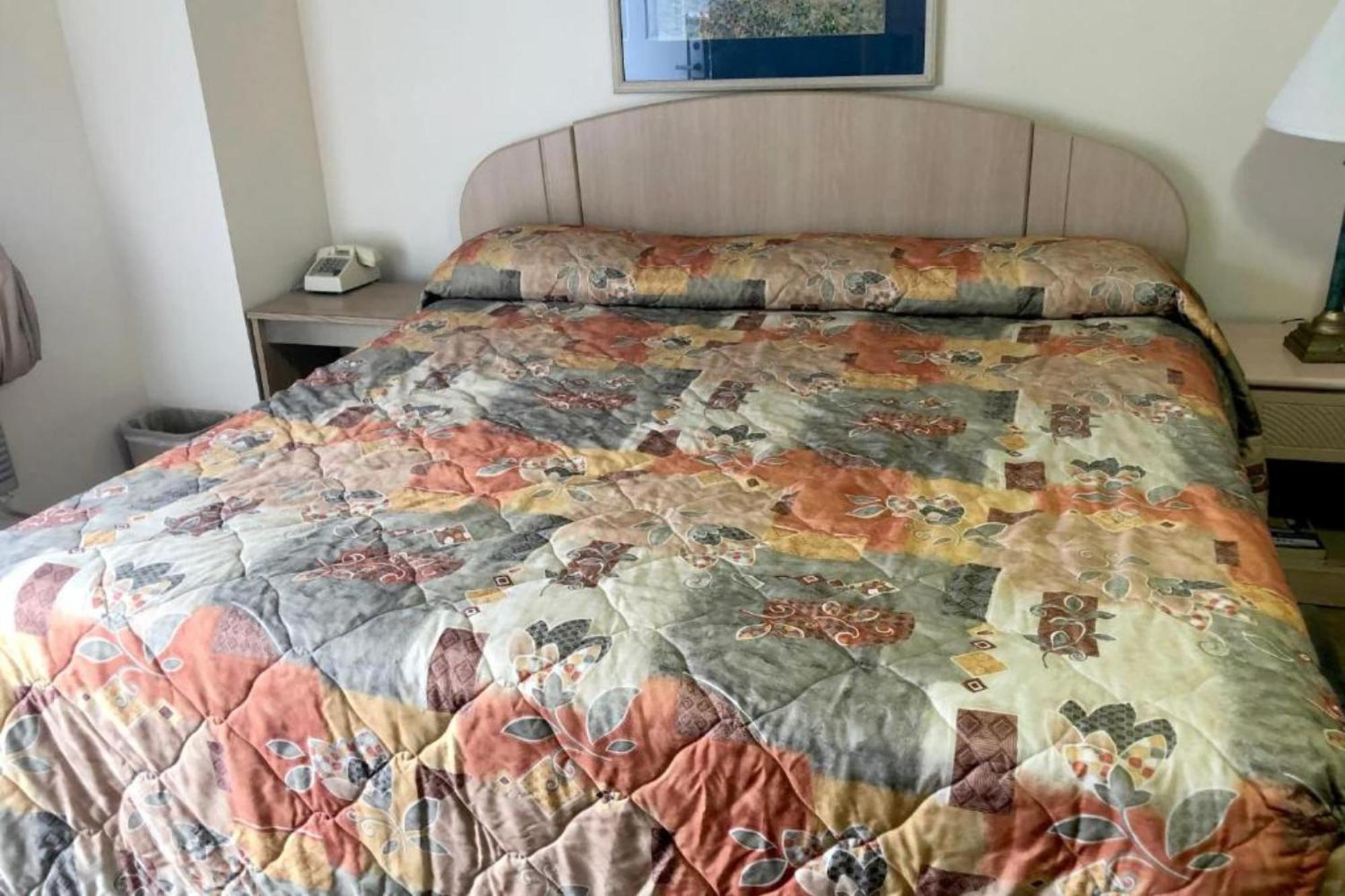 Oyo Starlite 3* Seneca Falls