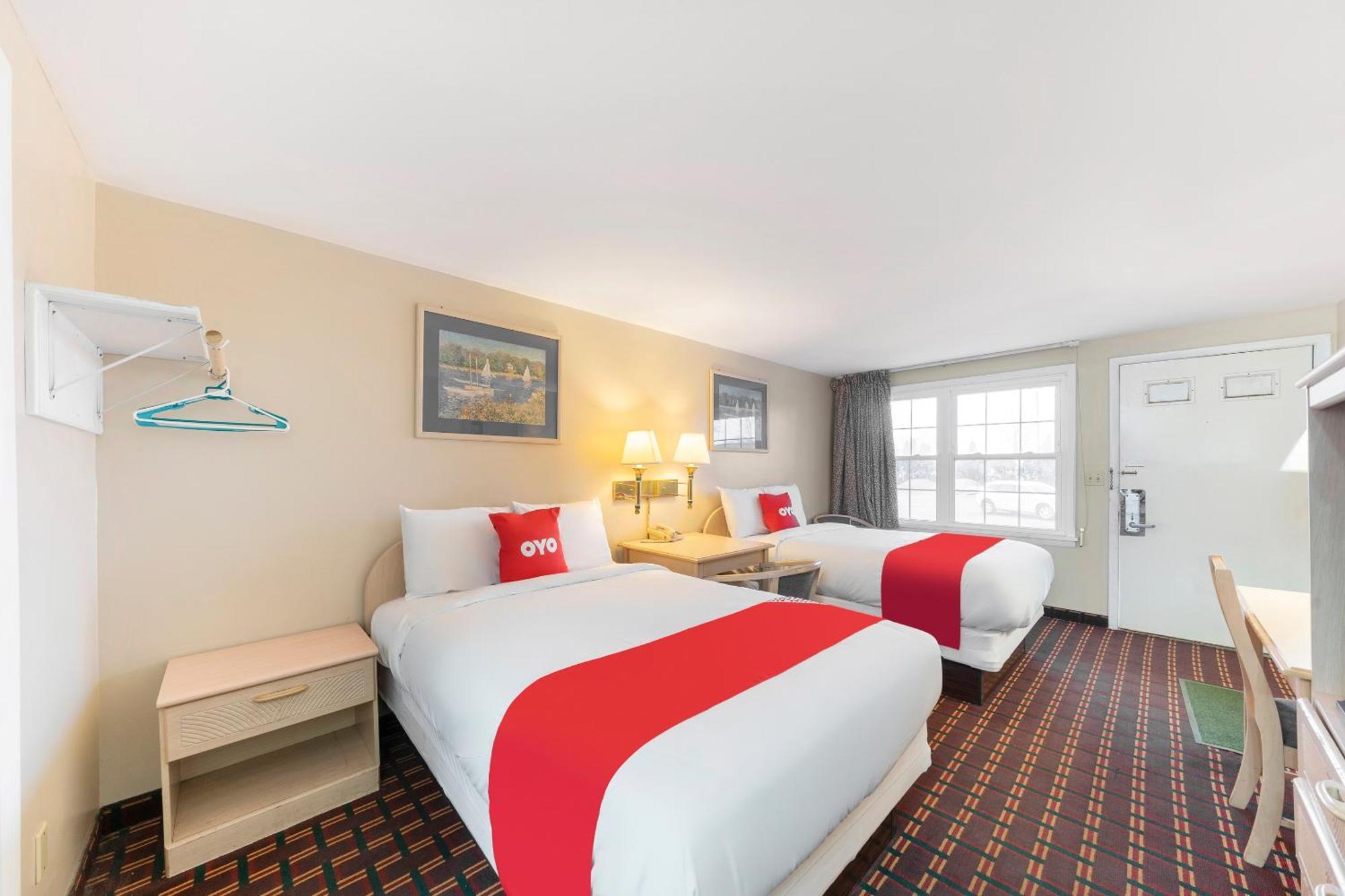 Oyo Starlite Hotel 3*