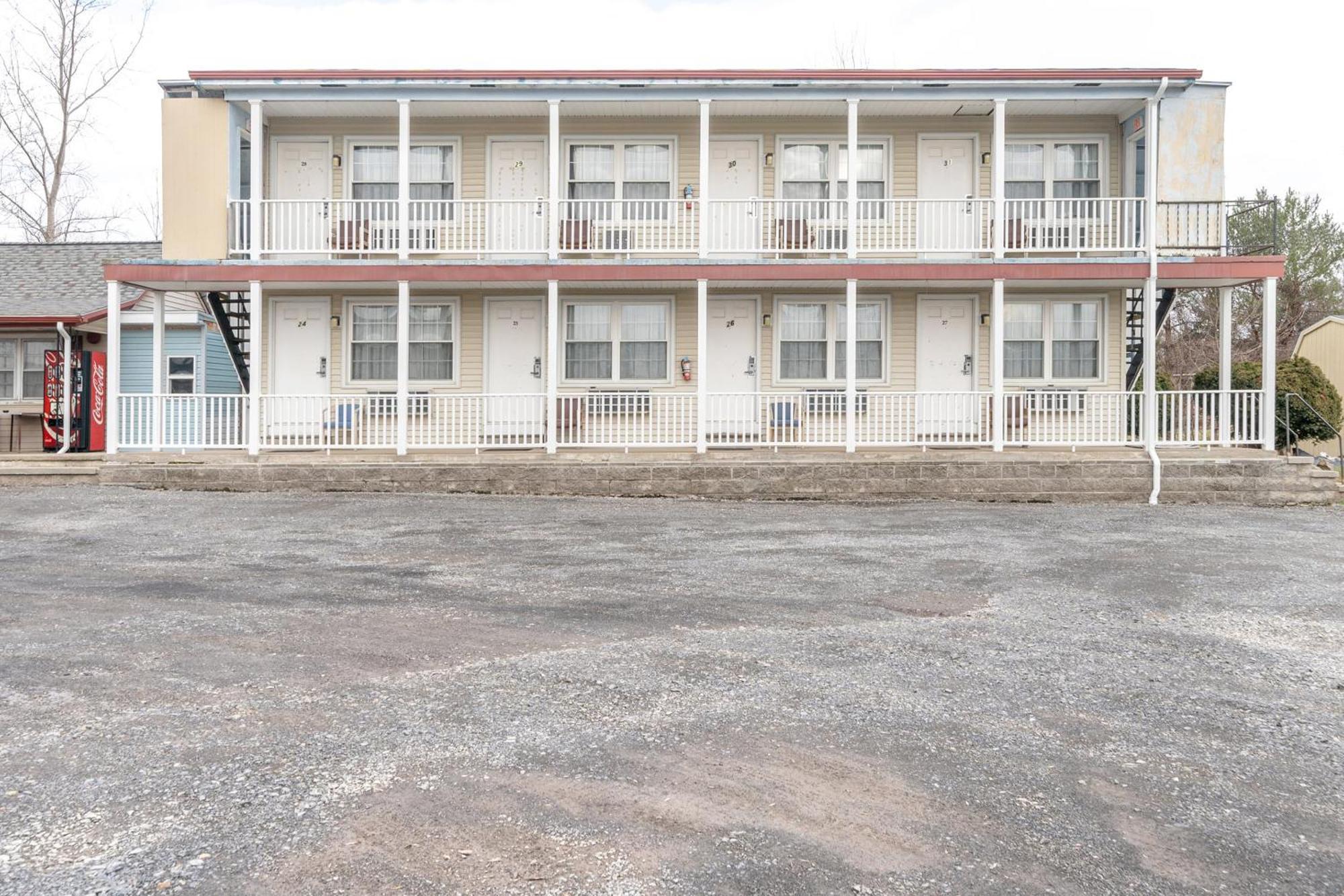 Oyo Starlite Hotel