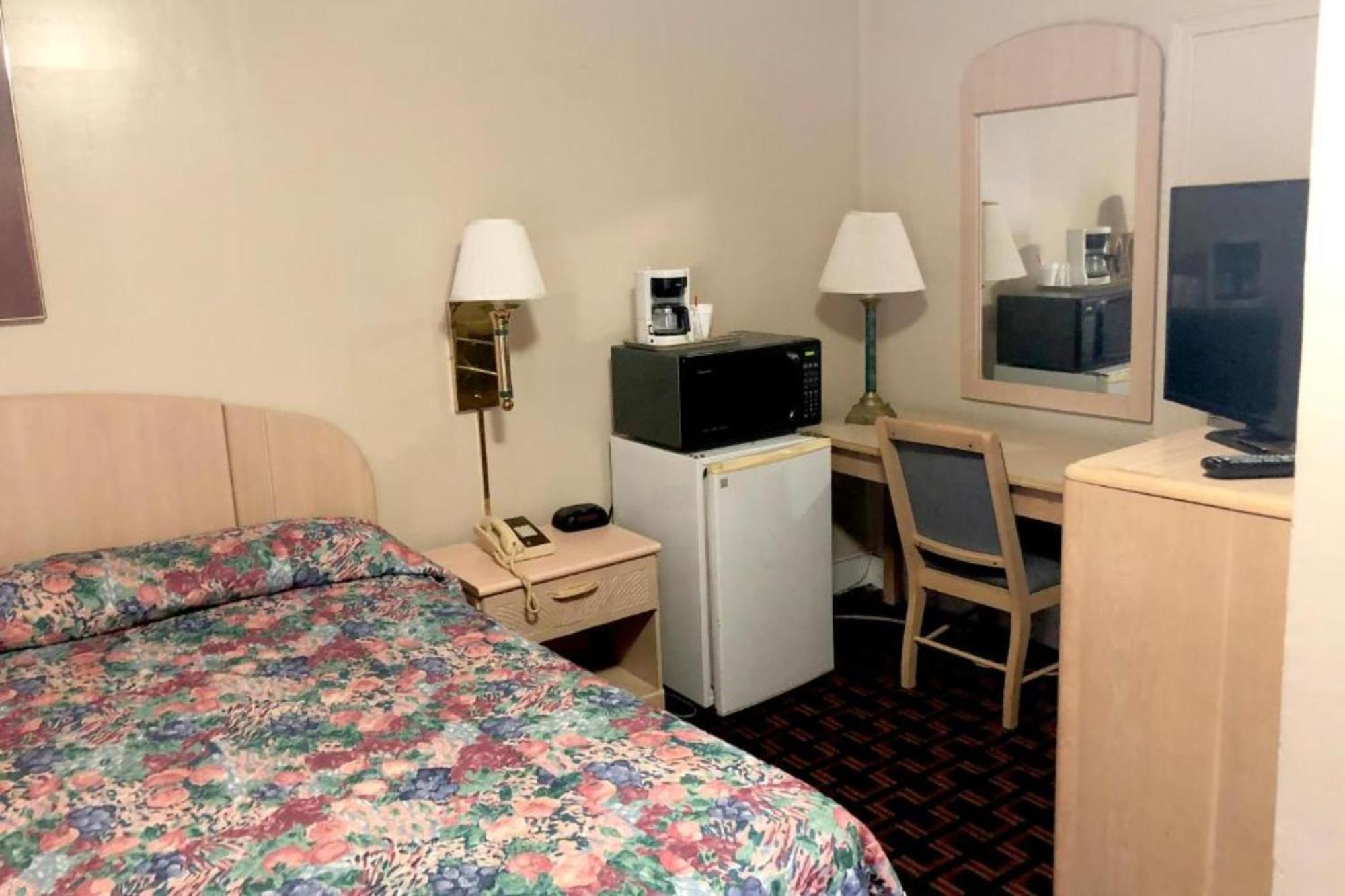 Oyo Starlite Hotel